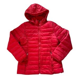 ST. JOHNS BAY red packable puffer jacket w/ removable hood size Medium - NWOT!